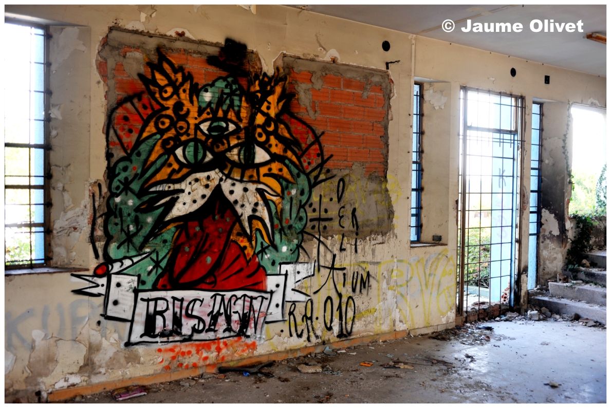 � Jaume OlivetLOGO