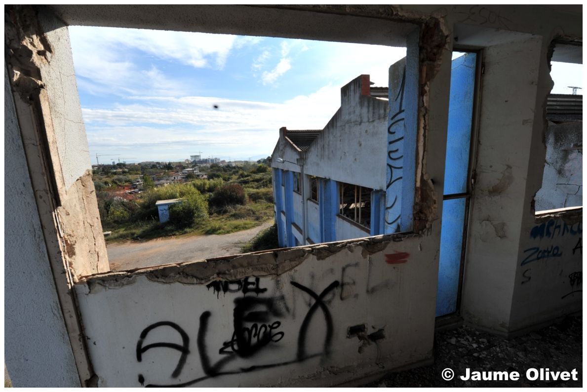 � Jaume OlivetLOGO