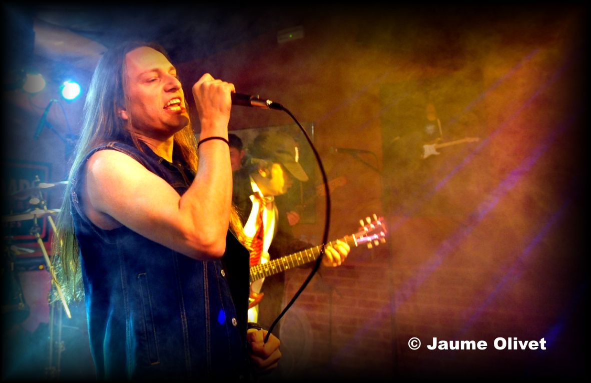 crossroad_0105 � Jaume Olivet