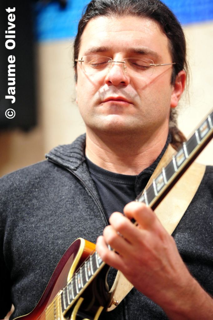 03037 © Jaume Olivet