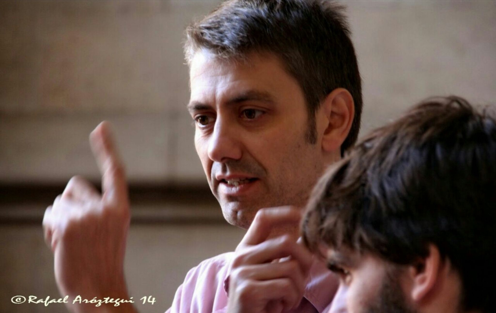  Rafael Aroztegui