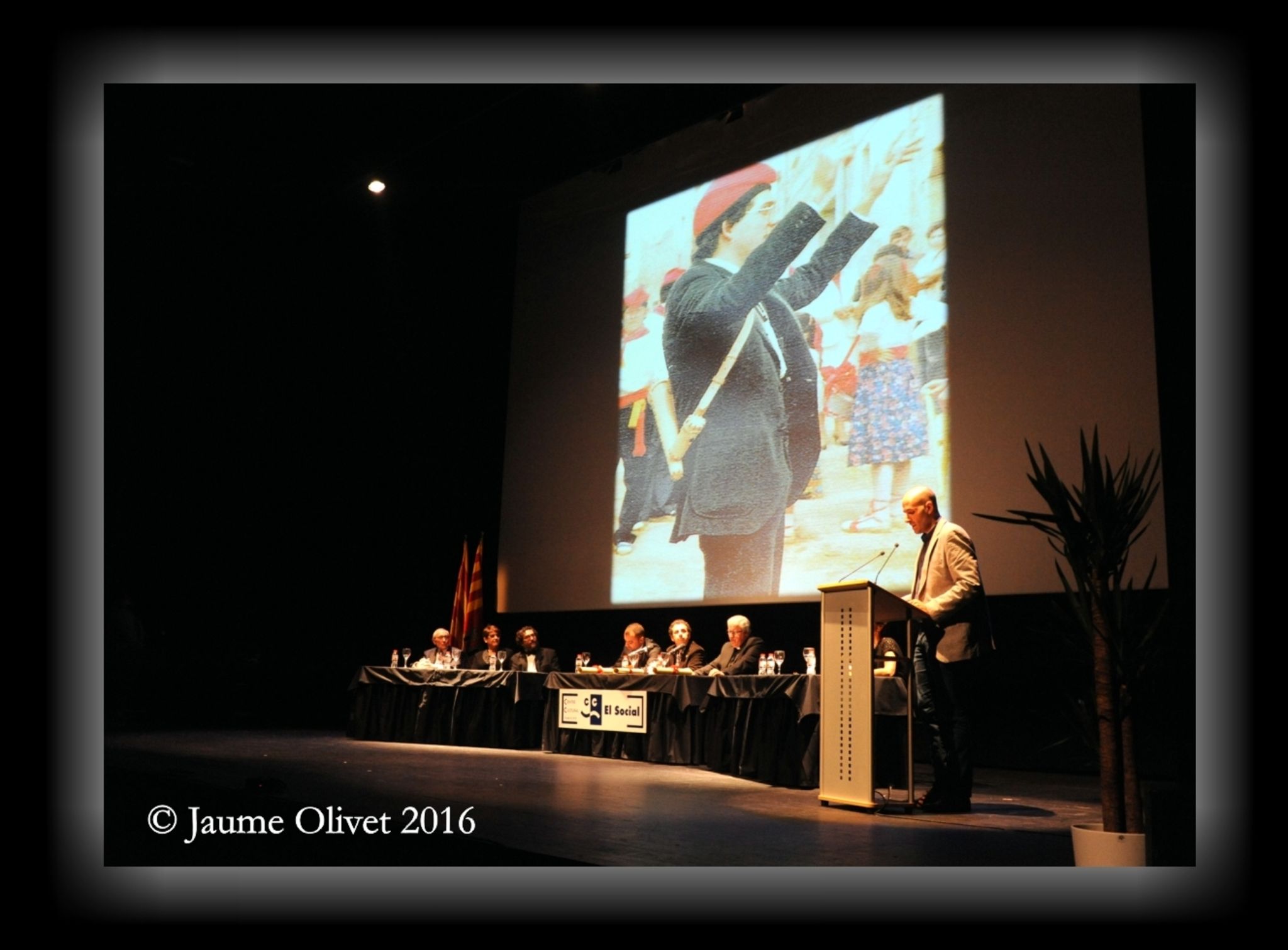 � Jaume Olivet 2016